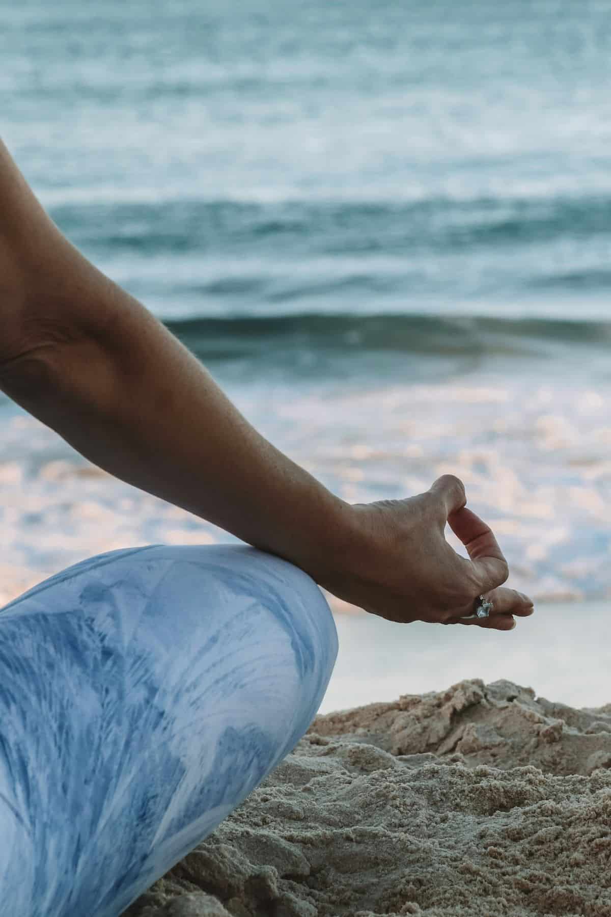 practicar yoga en sri lanka